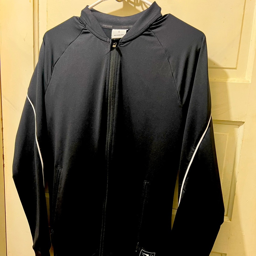 Gymshark Track Jacket🖤🤍